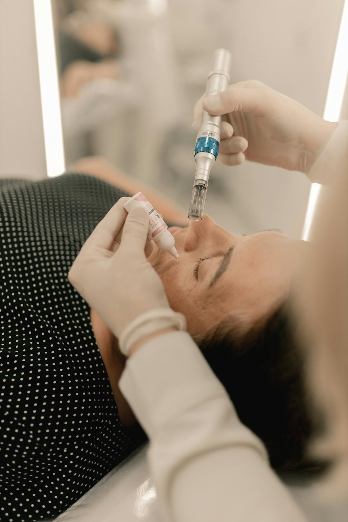 Tratamiento Nanopore de bioestimulación facial en Zapopan